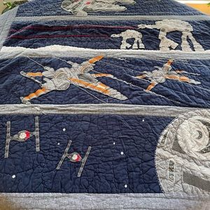 Pottery Barn kids twin Star Wars Quilt